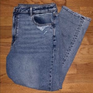 American Eagle Mom Jeans